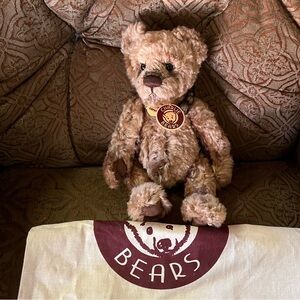 Charlie bears Ellie 12” retired CB194528 2009-2013 with dust bag.